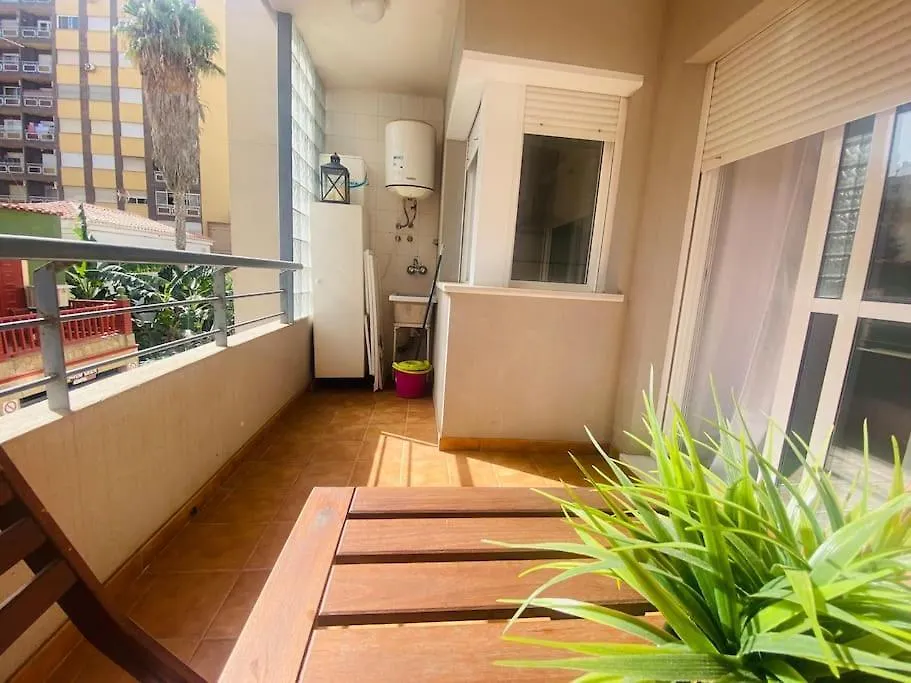 Apartamento De Dos Dormitorios En Almeria. España