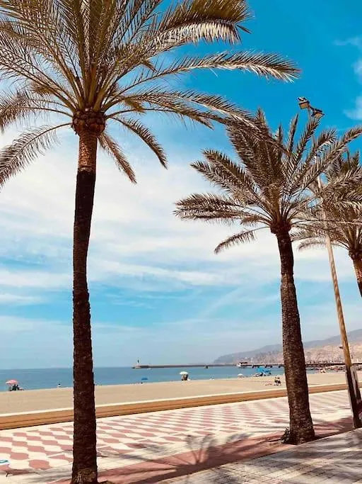 Apartamento De Dos Dormitorios En Almeria. Apartment