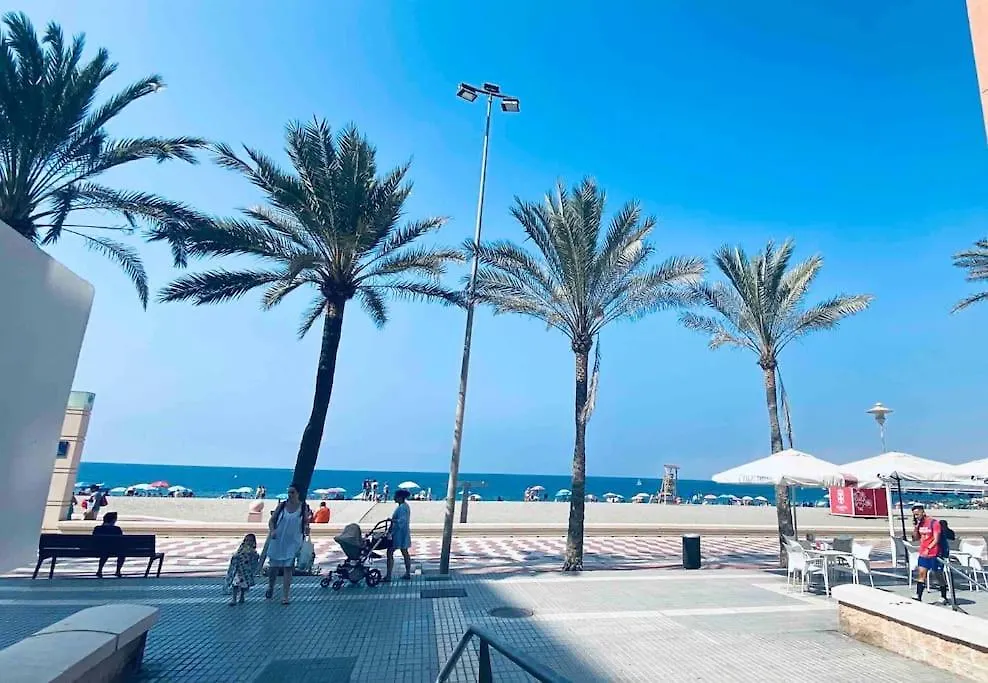 Apartamento De Dos Dormitorios En Almeria.