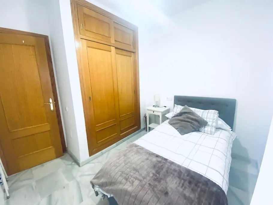 Apartamento De Dos Dormitorios En Almeria. Apartment Almeria