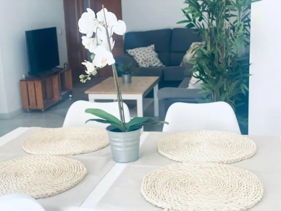 Apartamento De Dos Dormitorios En Almeria. 0*, Almeria Spain