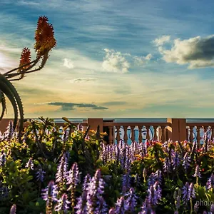 https://iris-benalmdena.1costadelsol.com